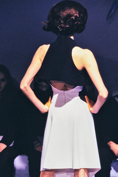 Look 18